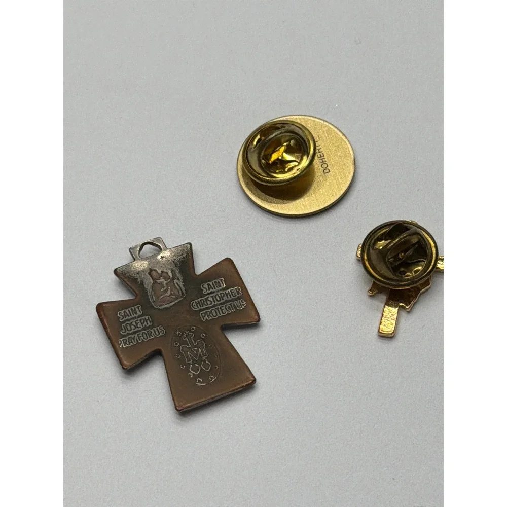 Unbranded religious jewelry